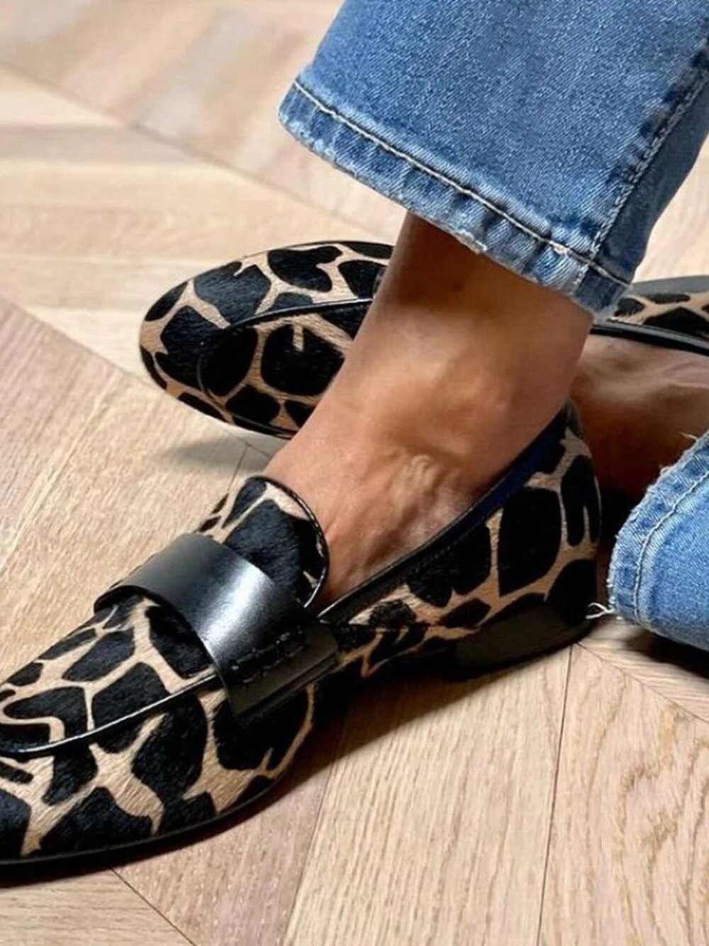 Brown Casual Women's Round Toe Flat Loafers